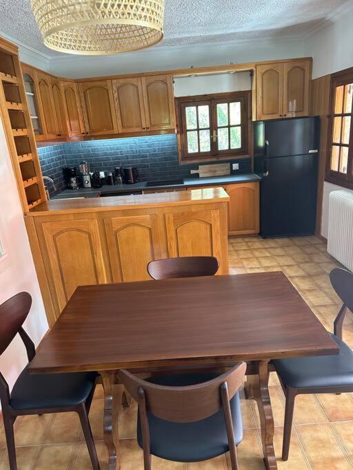 Caja De Anthea Villa Артемида Екстериор снимка